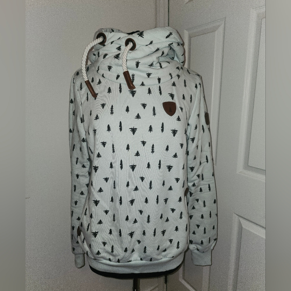 Good Condition Wanakome Hoodie,  Size M, Mint Green And Black Color